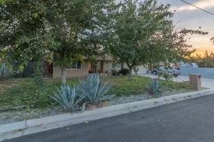 41931 Thornton, Hemet, CA 92544 - Photo 2