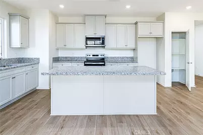 30526 Sierra Linda, Winchester, CA 92596 - Photo 2