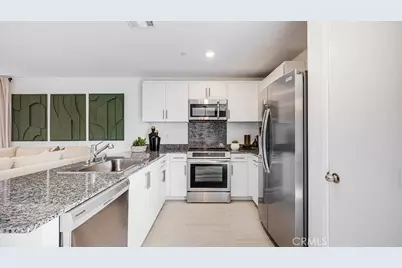 11257 Skyvista Drive, Desert Hot Springs, CA 92240 - Photo 6