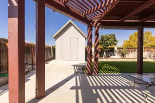 39779 Oak Cliff Dr, Temecula, CA 92591 - Photo 20