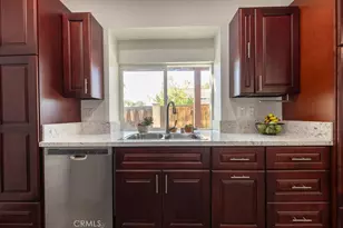 39779 Oak Cliff Dr, Temecula, CA 92591 - Photo 8