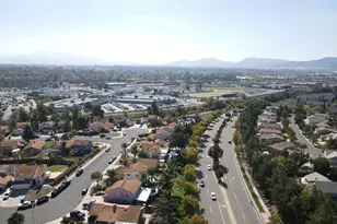 39779 Oak Cliff Dr, Temecula, CA 92591 - Photo 32