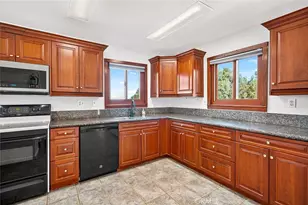 23560 Gunther Rd, Menifee, CA 92585 - Photo 10