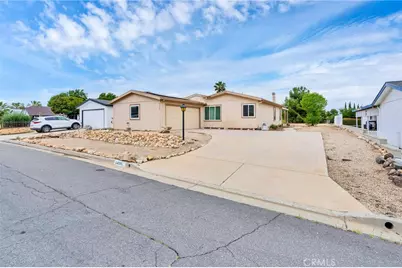 24800 Cornstalk Rd., Wildomar, CA 92595 - Photo 2