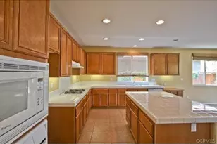 14933 Meridian Pl, Moreno Valley, CA 92555 - Photo 8