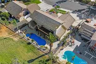 8215 Tamarind Ln, Jurupa Valley, CA 92509 - Photo 36