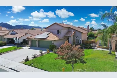 2031 Lagoon Court, Hemet, CA 92545 - Photo 4
