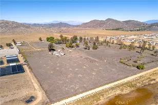 31125 Golden Vly Dr, Winchester, CA 92596 - Photo 12