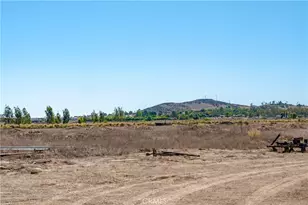 31125 Golden Vly Dr, Winchester, CA 92596 - Photo 24