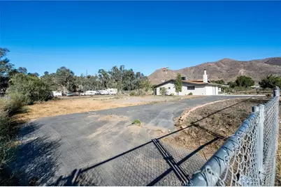 28041 Longfellow, Winchester, CA 92596 - Photo 14