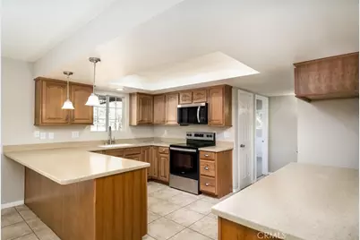 28041 Longfellow, Winchester, CA 92596 - Photo 4