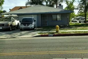 747 W Devonshire Ave, Hemet, CA 92543 - Photo 2
