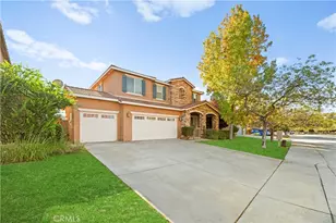 52982 Sweet Juliet Ln, Lake Elsinore, CA 92532 - Photo 4