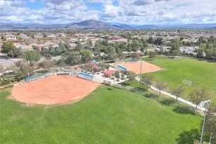 35718 Elk, Murrieta, CA 92563 - Photo 70