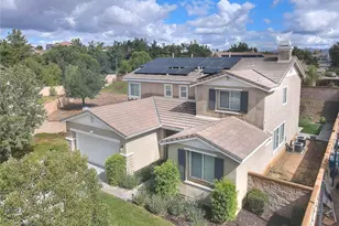 35718 Elk, Murrieta, CA 92563 - Photo 2