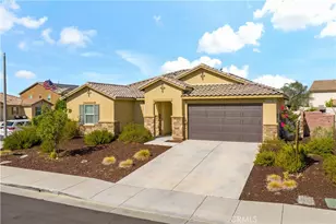 34642 Sawtooth Ct, Murrieta, CA 92563 - Photo 6