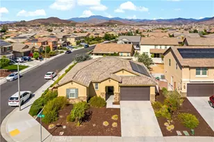 34642 Sawtooth Ct, Murrieta, CA 92563 - Photo 4