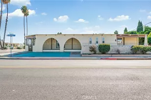 903 Santa Teresa, Hemet, CA 92545 - Photo 2