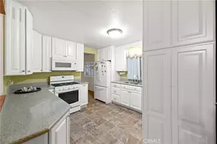 1293 Yellowood, Hemet, CA 92545 - Photo 8