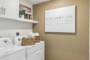 6393 Sierra Vis Ln, Fontana, CA 92336 - Photo 24