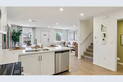 6393 Sierra Vista Lane #4, Fontana, CA 92336 - Photo 10