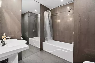 21 Alamitos, Long Beach, CA 90802 - Photo 26