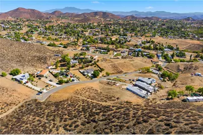 277 Texas Avenue, Menifee, CA 92587 - Photo 10