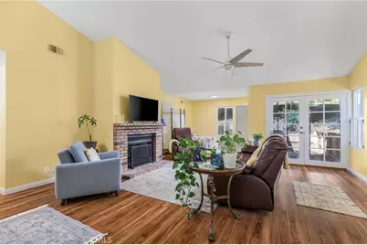 332 Mahogany, Escondido, CA 92026 - Photo 2