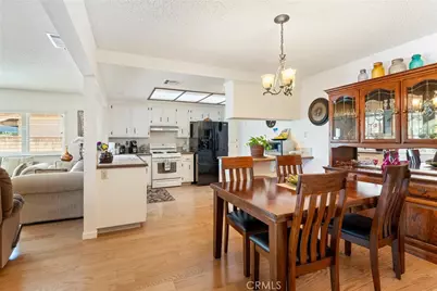 2095 Silver Oaks Way, Hemet, CA 92545 - Photo 18