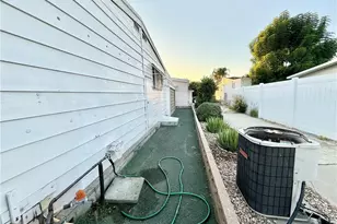 816 San Marcos Dr, Hemet, CA 92543 - Photo 34