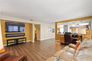 17049 La Vesu Rd, Fontana, CA 92337 - Photo 10