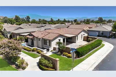 248 Four Seasons, Hemet, CA 92545 - Photo 2