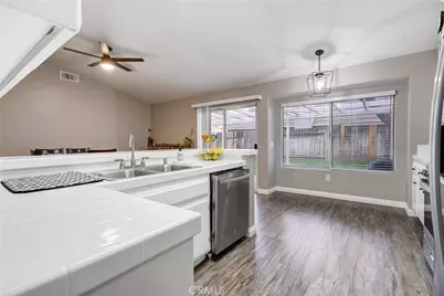 388 Buckingham, San Jacinto, CA 92583 - Photo 8