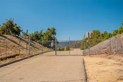 16 Camaron Road, Temecula, CA 92590 - Photo 2