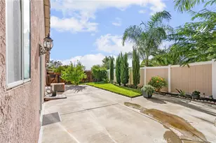 24385 Via Las Junitas, Murrieta, CA 92562 - Photo 28