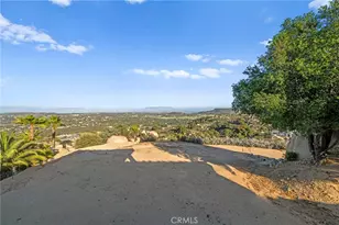 41950 Hacienda Dr, Murrieta, CA 92562 - Photo 48