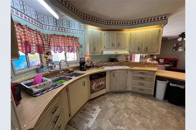 1645 Sonora, Hemet, CA 92543 - Photo 10