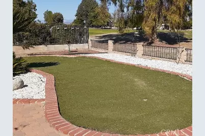 1484 Pepper Tree Drive, Hemet, CA 92543 - Photo 4
