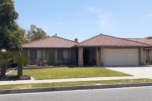 1484 Pepper Tree Dr, Hemet, CA 92543 - Photo 4