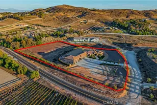 39760 Amber Ct, Murrieta, CA 92562 - Photo 4