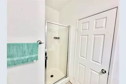 36676 Lynwood Ave, Murrieta, CA 92563 - Photo 16