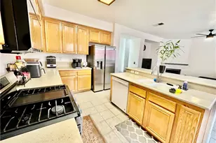 36676 Lynwood Ave, Murrieta, CA 92563 - Photo 28