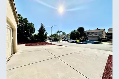 36676 Lynwood Ave, Murrieta, CA 92563 - Photo 72