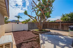 29871 Sloop Dr, Canyon Lake, CA 92587 - Photo 24