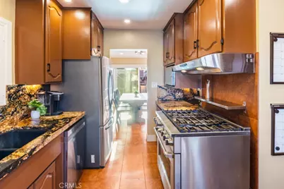 2425 Heather Avenue, Long Beach, CA 90815 - Photo 16