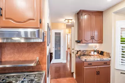 2425 Heather Avenue, Long Beach, CA 90815 - Photo 14