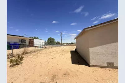 5893 Marine, 29 Palms MCB, CA 92277 - Photo 18