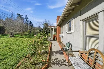 31750 Florida, Redlands, CA 92373 - Photo 4