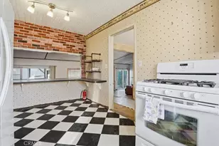 31750 Florida, Redlands, CA 92373 - Photo 10