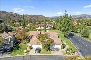 38411 Glen Abbey Ln, Murrieta, CA 92562 - Photo 14